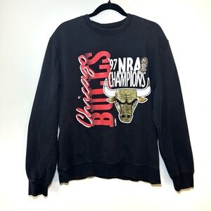 Vtg Chicago bulls jordan 97 champions Mitchell & Ness Black pullover sweater L